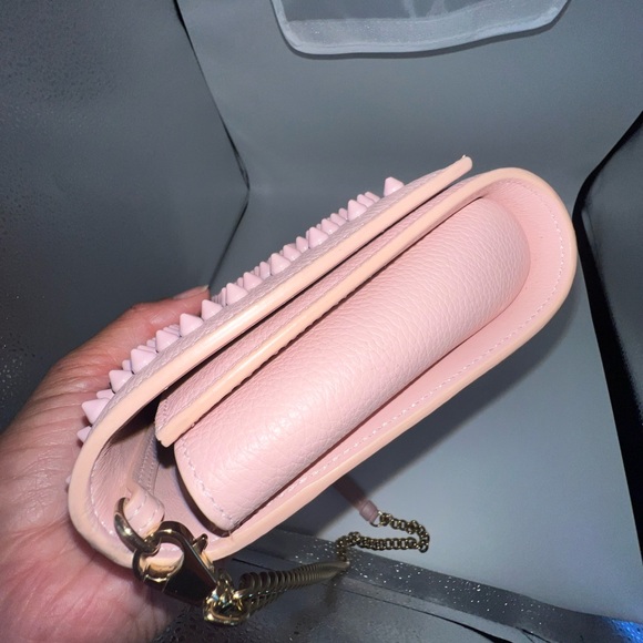 LOUBOUTIN
Pink Stud Paloma Clutch - Picture 8 of 16
